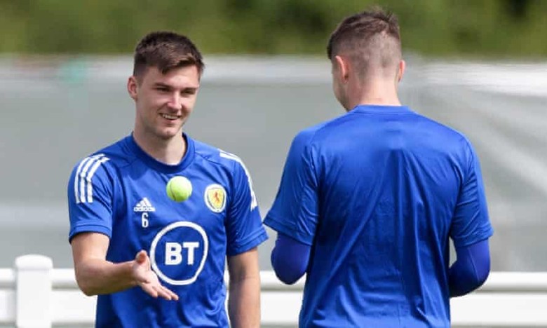 Kieran Tierney bật mí về 'ngày kinh hoàng' trước trận gặp Anh - Ảnh 1