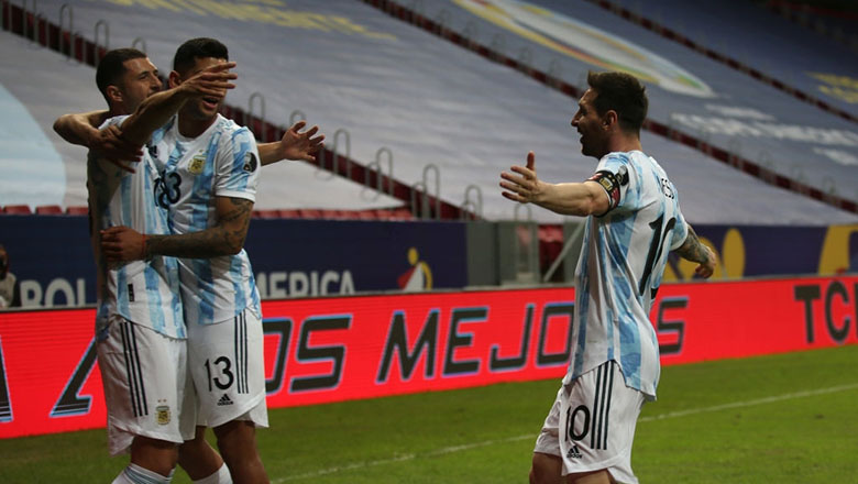Kết quả Argentina vs Uruguay 1-0: Messi lên tiếng, La Albiceleste thắng trận đầu tiên - Ảnh 1
