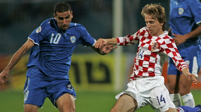 Ghi bàn đẳng cấp, Luka Modric đi vào lịch sử bóng đá Croatia - Ảnh 1