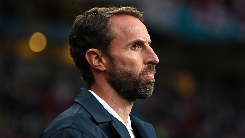 Gary Neville mách nước cho Southgate, đòi loại cả Foden lẫn Grealish - Ảnh 1