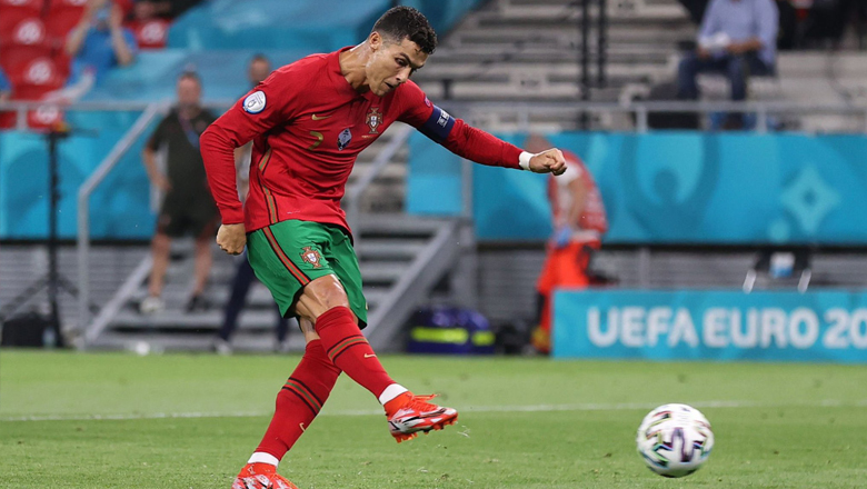 Kết quả Bồ Đào Nha vs Pháp 2-2: 'Mưa' phạt đền, Ronaldo tỏa sáng - Ảnh 4