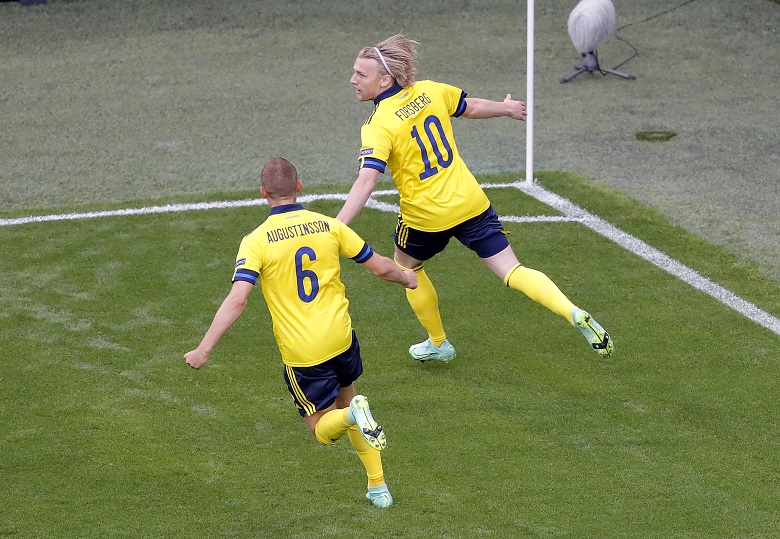 Kết quả Thụy Điển vs Ba Lan 2-1: Ngày buồn của Lewandowski - Ảnh 2