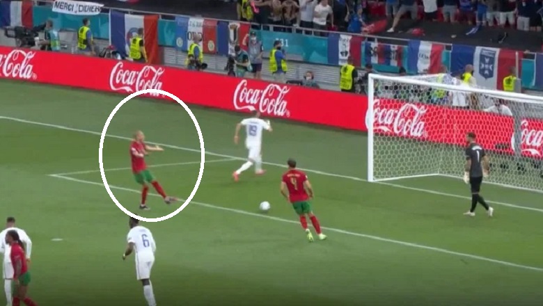 Pepe nổi điên vì thủ môn Bồ Đào Nha 'không nghe lời' - Ảnh 3