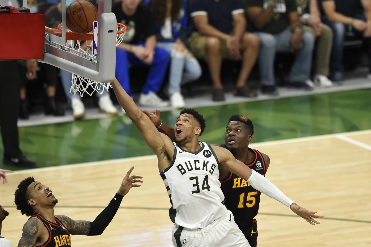 Bucks huỷ diệt Atlanta Hawks - Ảnh 1