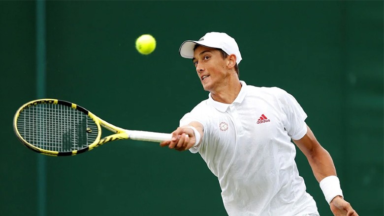 Tay vợt gốc Việt Antoine Hoàng dừng bước ở vòng 2 Wimbledon - Ảnh 1
