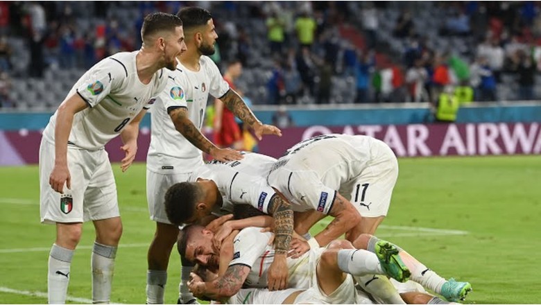 Video bàn thắng Bỉ vs Italia: Siêu phẩm của Insigne - Ảnh 1