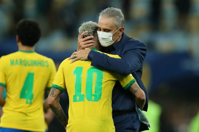 Neymar khóc nức nở trong ngày Brazil ngậm ngùi nhìn Argentina vô địch - Ảnh 1