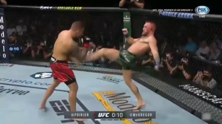 HLV John Kavanagh: Chấn thương từ trước có thể là nguyên nhân khiến Conor McGregor gãy chân tại UFC 264 - Ảnh 1