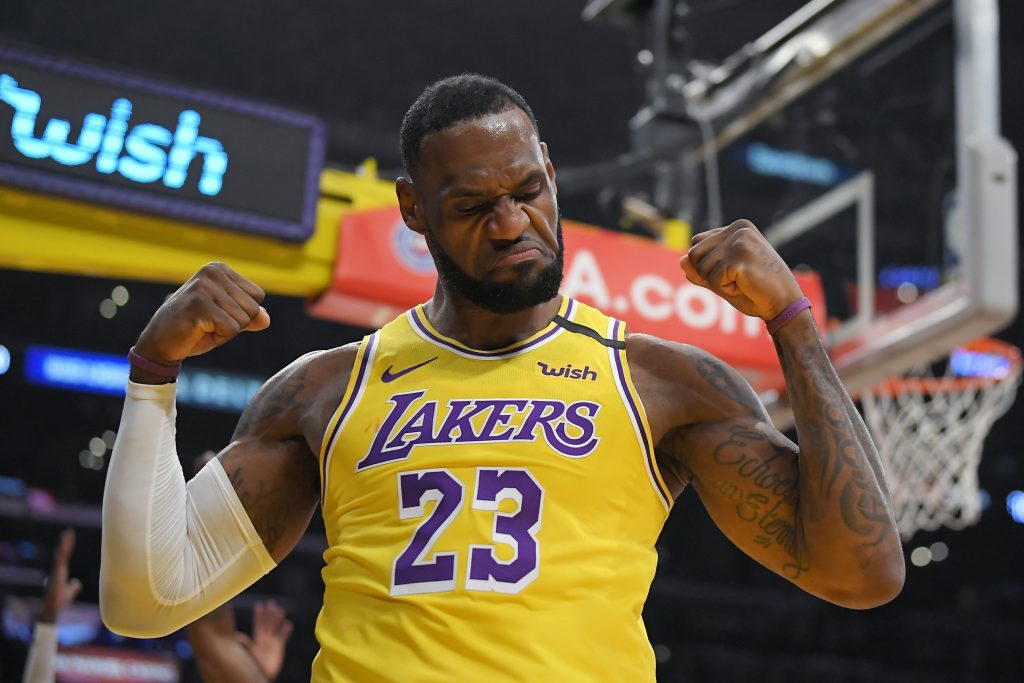 LA Lakers trở thành ƯCV hàng đầu cho chức vô địch NBA mùa 2021-22 - Ảnh 1