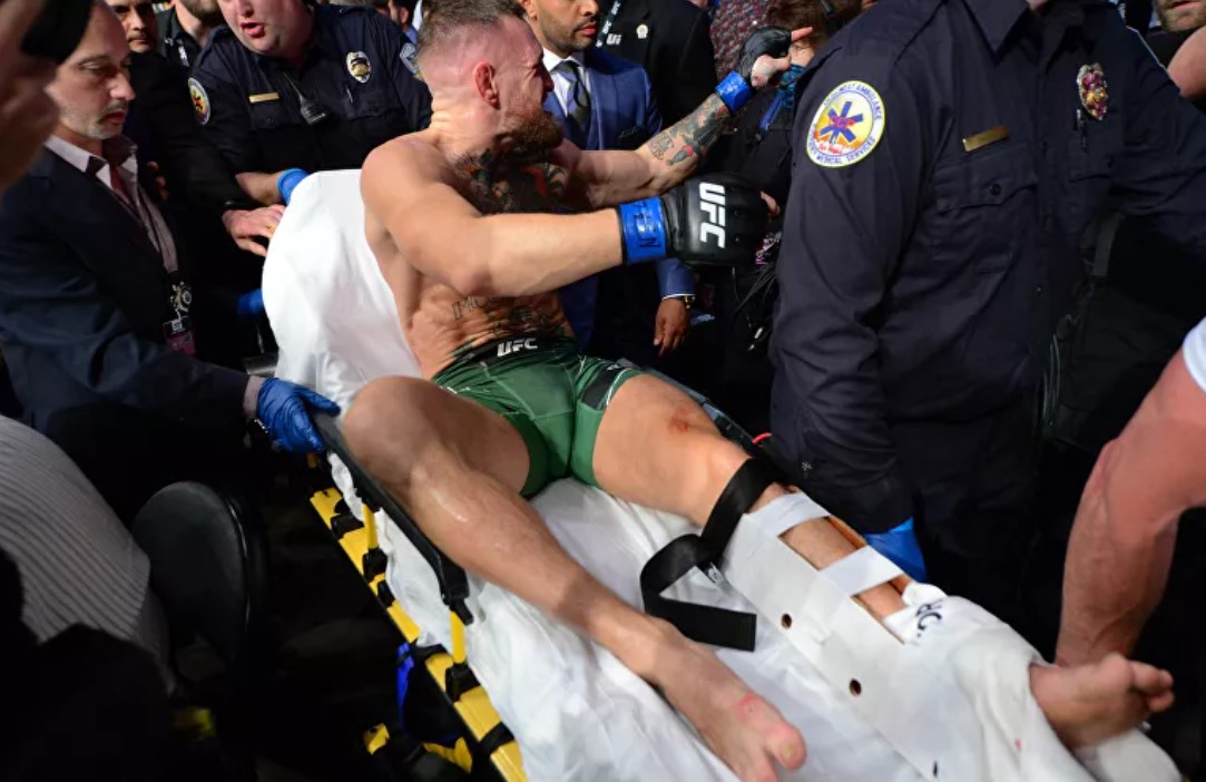 Conor McGregor không được phép thi đấu trong nửa năm tới do chấn thương - Ảnh 2