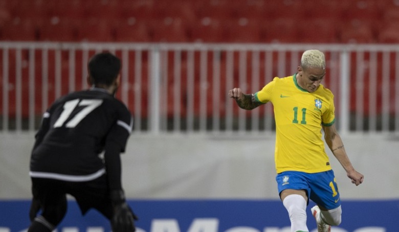 Bùng nổ trong 13 phút cuối, U23 Brazil ngược dòng thắng đậm U23 UAE - Ảnh 2