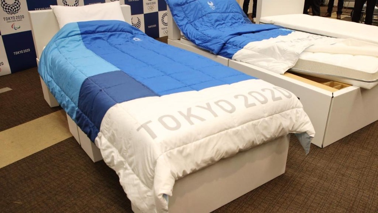 Tại sao Olympic Tokyo 2021 dùng giường các tông cho vận động viên, để làm gì? - Ảnh 1