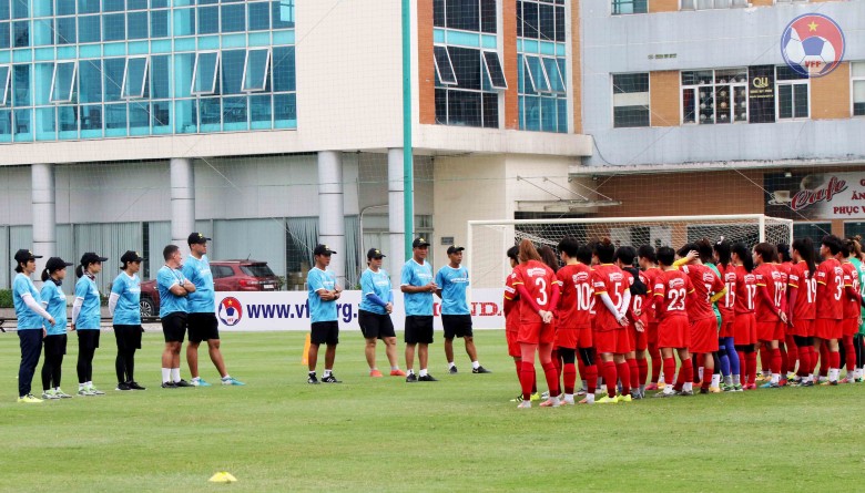 Hội đủ quân số, ĐT nữ Việt Nam tăng tốc hướng đến VL Asian Cup 2022 - Ảnh 2
