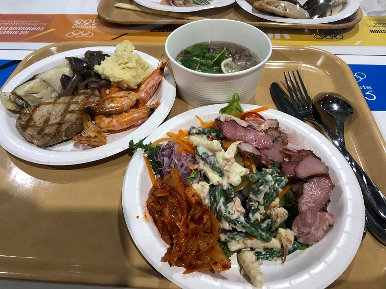 Olympic Tokyo 2021: Bữa ăn của các VĐV Việt Nam có gì, phục vụ ra sao? - Ảnh 10