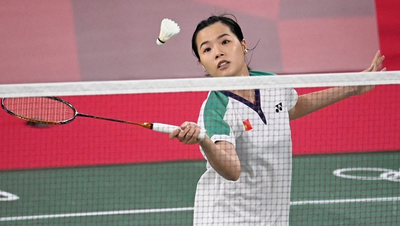 Cầu lông Olympic Tokyo 2021: Nguyễn Thùy Linh thắng áp đảo tay vợt gốc Trung Quốc - Ảnh 1