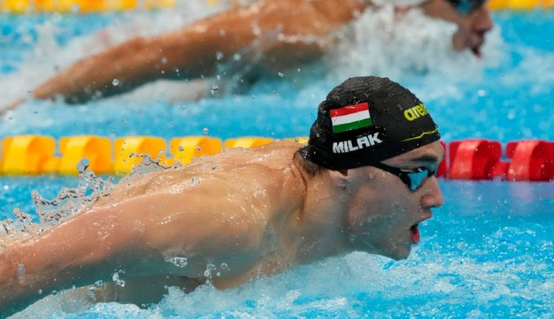Bơi lội Olympic Tokyo 2021: Kình ngư trẻ xô đổ kỷ lục tồn tại 13 năm của huyền thoại Michael Phelps - Ảnh 2