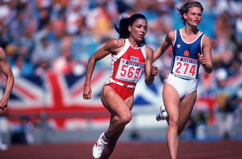Điền kinh Olympic 2021: Phận đời bi thảm của người phụ nữ chạy nhanh nhất hành tinh - Ảnh 2