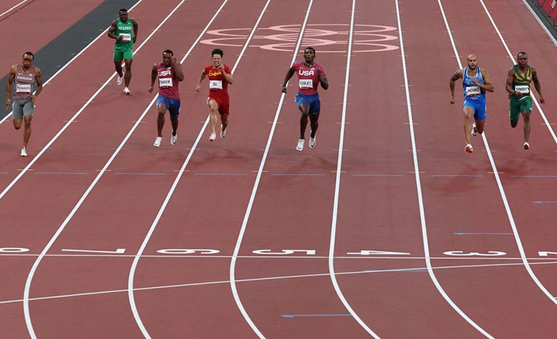 Điền kinh Olympic Tokyo 2021: VĐV Nigeria mất HCĐ đường chạy 100m nam vì chuột rút - Ảnh 2