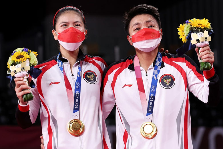 Cầu lông Indonesia sánh ngang Trung Quốc ở Thế vận hội sau tấm HCV Olympic Tokyo 2021 - Ảnh 1