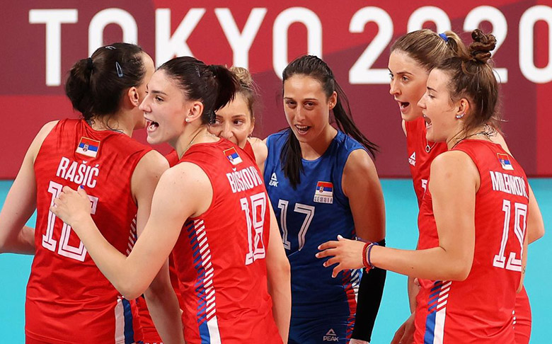 Bán kết bóng chuyền nữ Oympic Tokyo: Mỹ vs Serbia - Người Mỹ báo thù - Ảnh 1