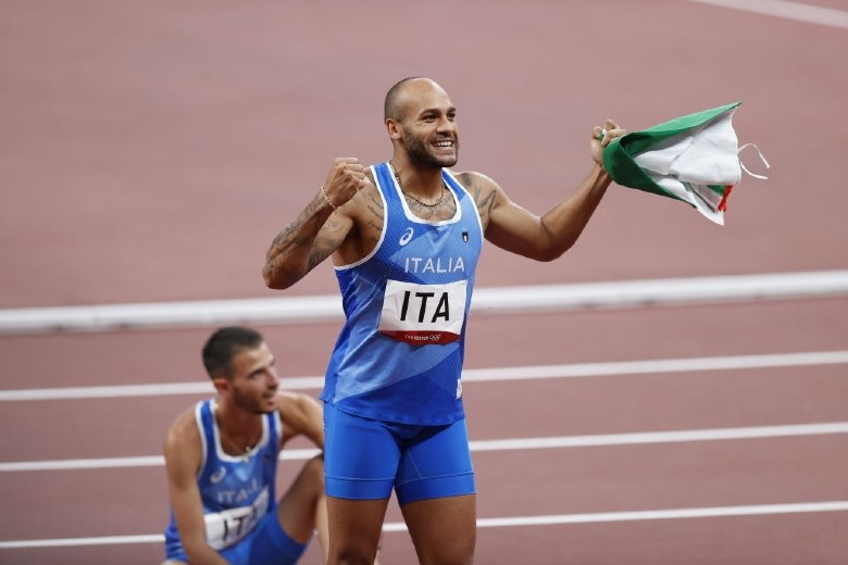 Olympic 2021: Nhà vô địch chạy 100m bị nghi ngờ liên quan đến doping - Ảnh 1