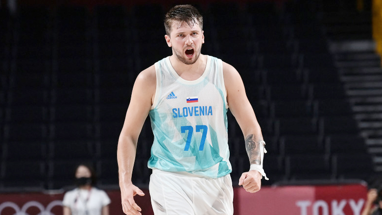 Dallas Mavericks sẵn sàng 'trói' Luka Doncic bằng hợp đồng 207 triệu USD - Ảnh 1