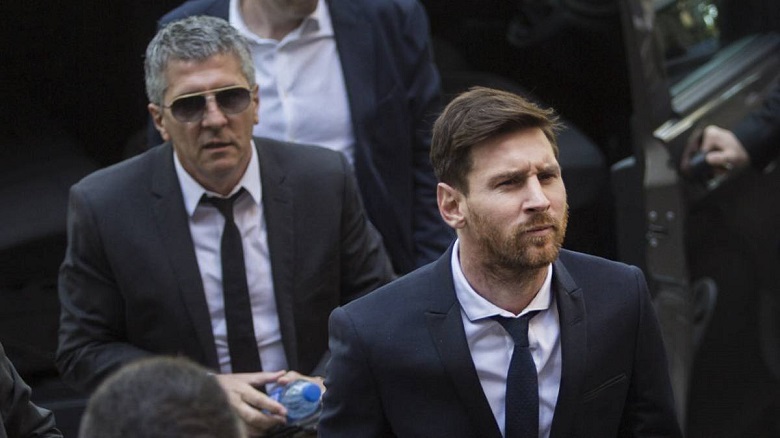 Bố Messi: ‘Đúng! Con trai tôi sẽ ký hợp đồng với PSG hôm nay’ - Ảnh 1