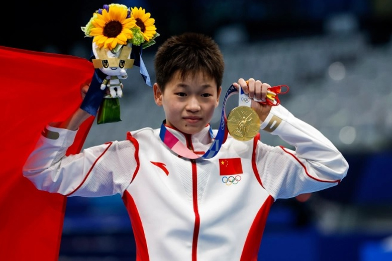 Được tặng gần 1.000 tỷ, gia đình nhà vô địch Olympic Tokyo nói: 'Cảm ơn, nhưng chúng tôi không nhận' - Ảnh 2