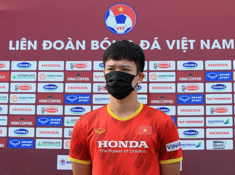 Hoàng Đức: Đội tuyển Việt Nam phải cải thiện thể lực để thi đấu với các đội bóng hàng đầu châu Á - Ảnh 1