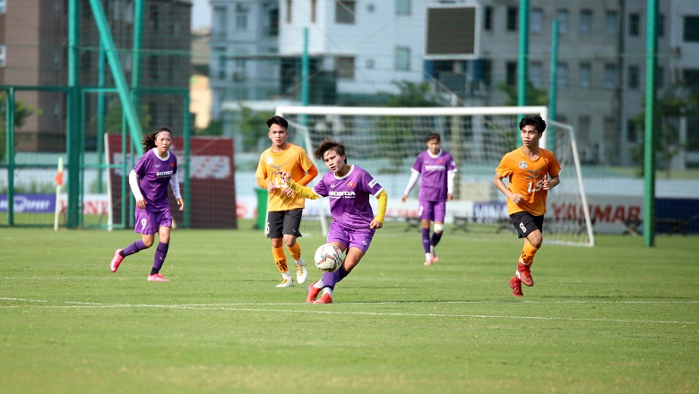 Đội tuyển nữ Việt Nam hòa U15 futsal Thái Sơn Bắc sau trận cầu 4 bàn thắng - Ảnh 1