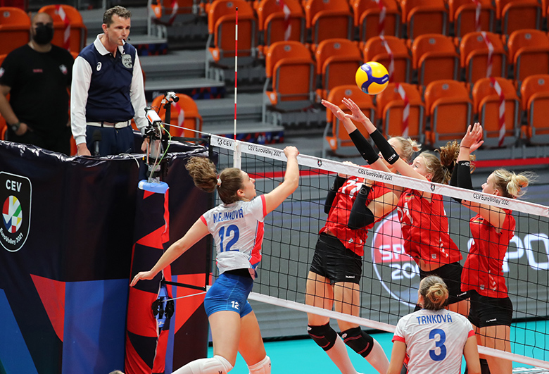 Giải bóng chuyền nữ Vô địch châu Âu 2021 ngày thứ 3: Nga thắng trận mở màn, Hà Lan và Thổ Nhĩ Kỳ tiếp tục bất bại - Ảnh 3