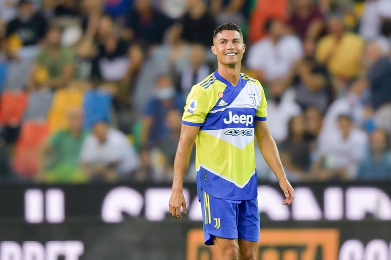 Ronaldo đòi ngồi dự bị trận mở màn Serie A, quyết tâm chia tay Juventus - Ảnh 1