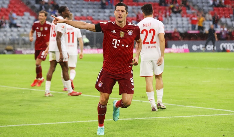 Video bàn thắng Bayern Munich vs Cologne: Lewandowski lại ghi bàn, Gnabry giải cứu Hùm xám - Ảnh 2
