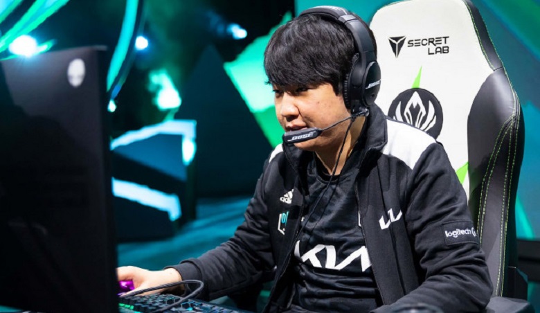 Chung kết LCK mùa Hè 2021: Trận chiến cho chiếc cúp thứ 10 giữa kKoma và Faker - Ảnh 5