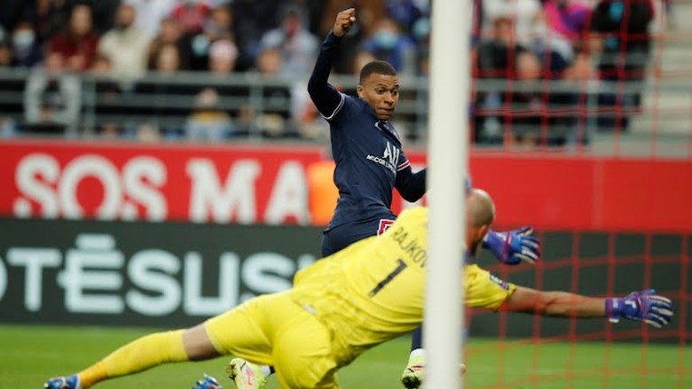 Video bàn thắng Reims vs PSG: Mbappe lập cú đúp làm lu mờ ngày ra mắt của Messi - Ảnh 1