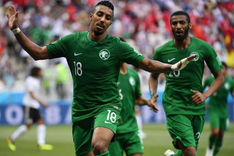 Tại sao cầu thủ Saudi Arabia không chơi bóng ở nước ngoài? - Ảnh 1