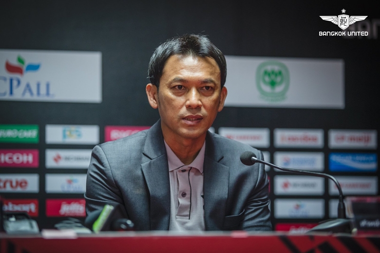 Cựu cầu thủ HAGL từ chối dẫn dắt tuyển Thái Lan, tiến cử Kiatisuk - Ảnh 2