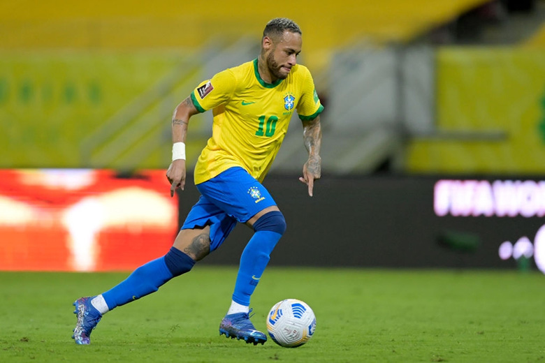 Neymar đòi được tôn trọng sau khi thành vua phá lưới của Brazil ở vòng loại World Cup - Ảnh 2