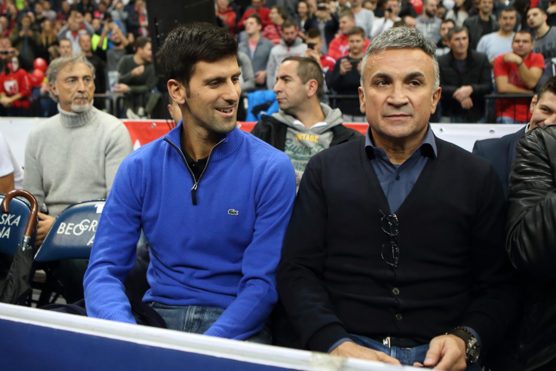 Djokovic - Zverev và cuộc chiến oái oăm của 2 ông bố ở US Open 2021 - Ảnh 2