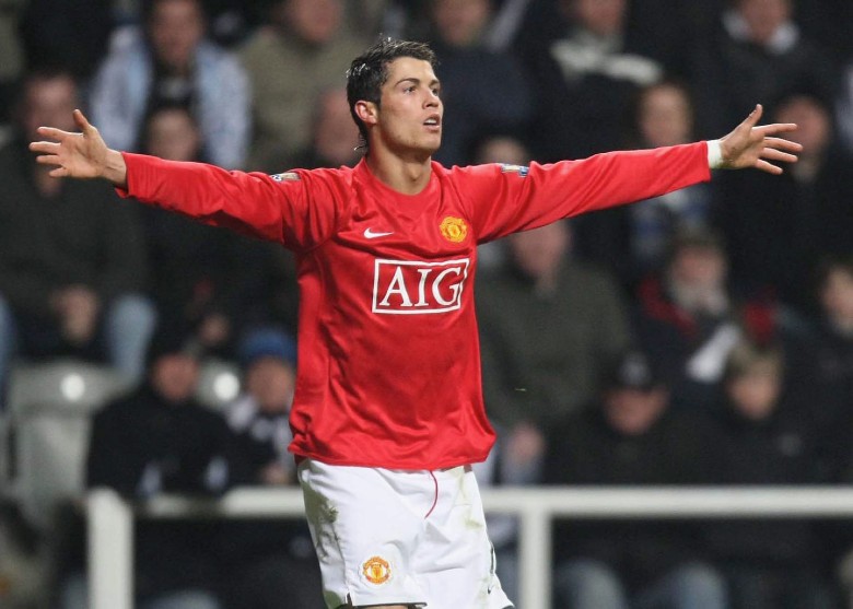 Ronaldo gặp điềm lành Newcastle trong trận ra mắt MU: 11 lần đối đầu, 10 chiến thắng - Ảnh 2