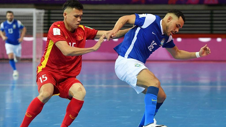 HLV ĐT Futsal Việt Nam: ‘Ghi bàn vào lưới Brazil là hạnh phúc của toàn đội’ - Ảnh 1