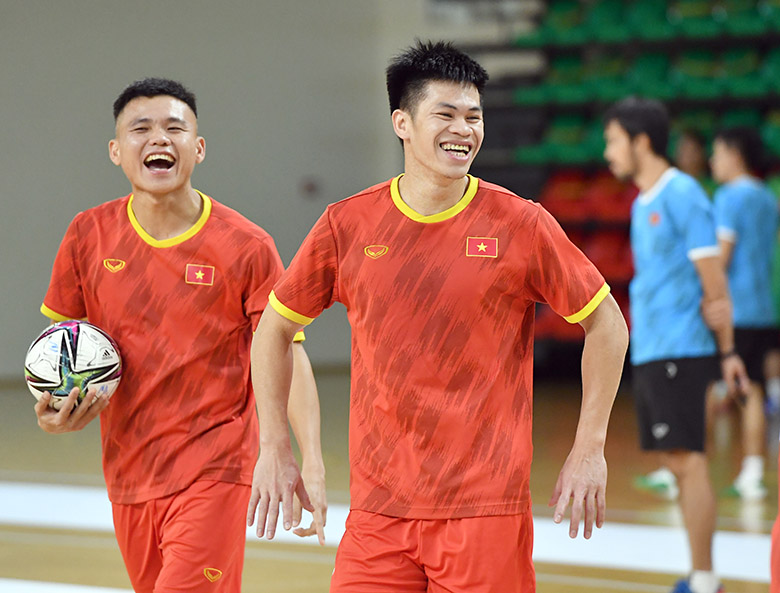 ĐT futsal Việt Nam hứng khởi tập luyện trước đại chiến với Panama ở World Cup - Ảnh 1