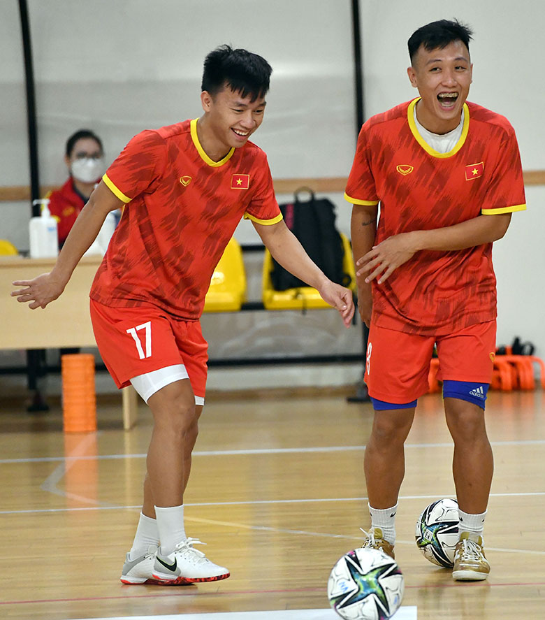ĐT futsal Việt Nam hứng khởi tập luyện trước đại chiến với Panama ở World Cup - Ảnh 2