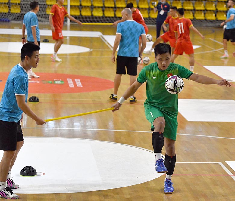 ĐT futsal Việt Nam hứng khởi tập luyện trước đại chiến với Panama ở World Cup - Ảnh 4
