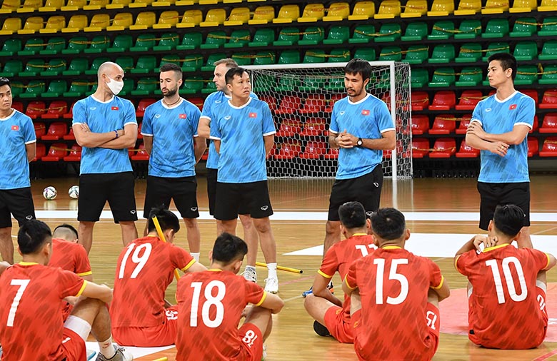 ĐT futsal Việt Nam hứng khởi tập luyện trước đại chiến với Panama ở World Cup - Ảnh 10