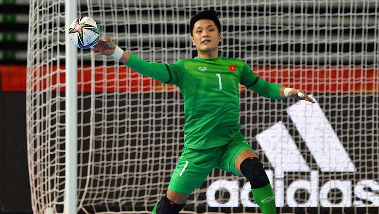 Hồ Văn Ý cứu thua 20 lần, giành giải cầu thủ xuất sắc nhất trận futsal Việt Nam thắng Panama - Ảnh 1