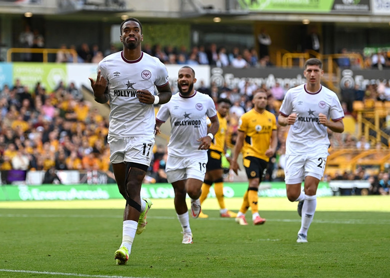 Video Highlight Wolves vs Brentford: Tân binh Brentford tiếp tục gây sốc - Ảnh 1