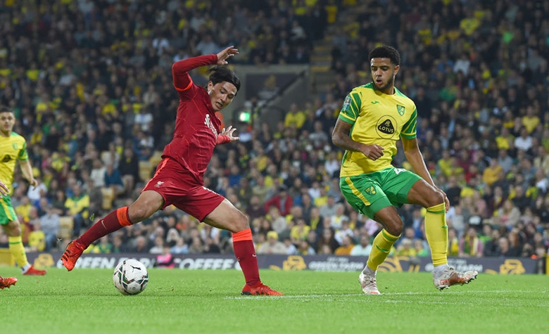 Video Highlight Norwich vs Liverpool: Minamino lập cú đúp, The Kop dễ dàng đi tiếp - Ảnh 2