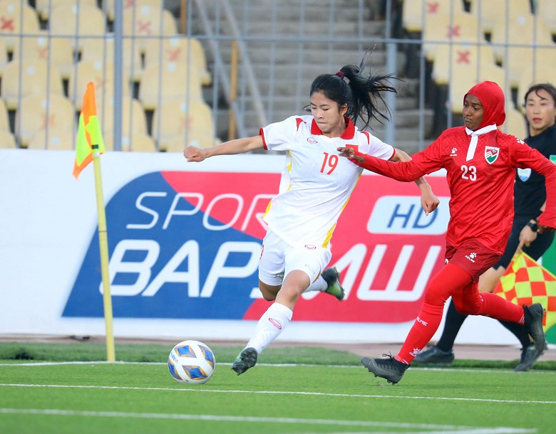 ĐT nữ Việt Nam được thưởng 300 triệu sau trận thắng Maldives - Ảnh 1
