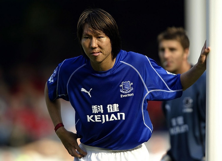 Tiểu sử Li Tie, HLV ĐT Trung Quốc: Từng đá cho Everton, dự World Cup 2002 - Ảnh 1